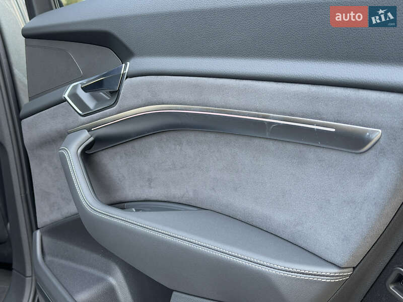 Внедорожник / Кроссовер Audi e-tron S Sportback 2022 в Ковеле фото 96 Внедорожник / Кроссовер Audi e-tron S Sportback 2022 в Ковеле
