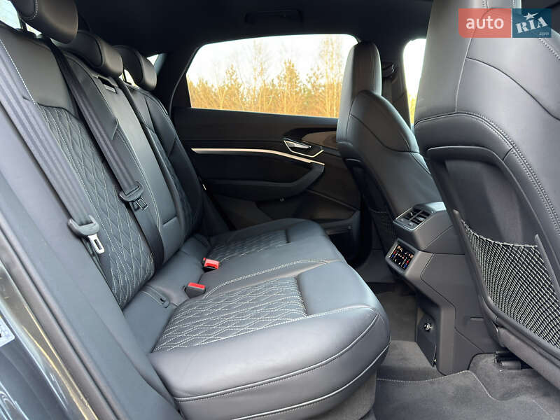 Внедорожник / Кроссовер Audi e-tron S Sportback 2022 в Ковеле фото 99 Внедорожник / Кроссовер Audi e-tron S Sportback 2022 в Ковеле