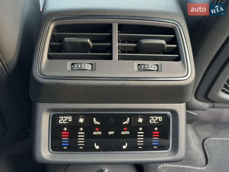 Внедорожник / Кроссовер Audi e-tron S Sportback 2022 в Ковеле фото 102 Внедорожник / Кроссовер Audi e-tron S Sportback 2022 в Ковеле