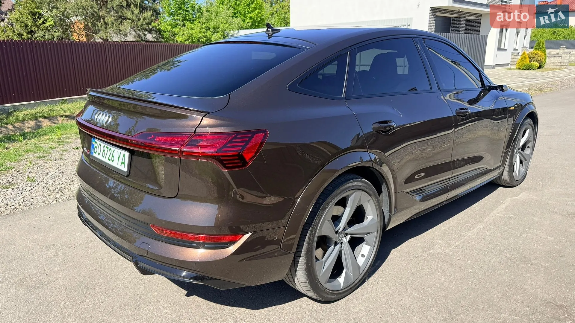 2021 Audi e-tron S Sportback - мініатюра 9