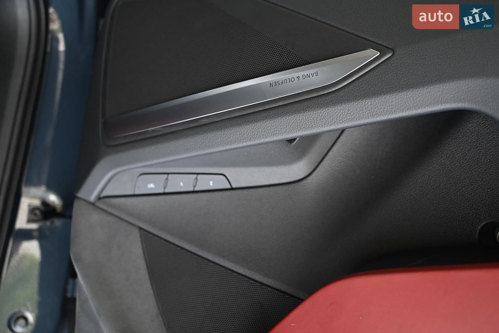 2022 Audi e-tron S Sportback - мініатюра 11