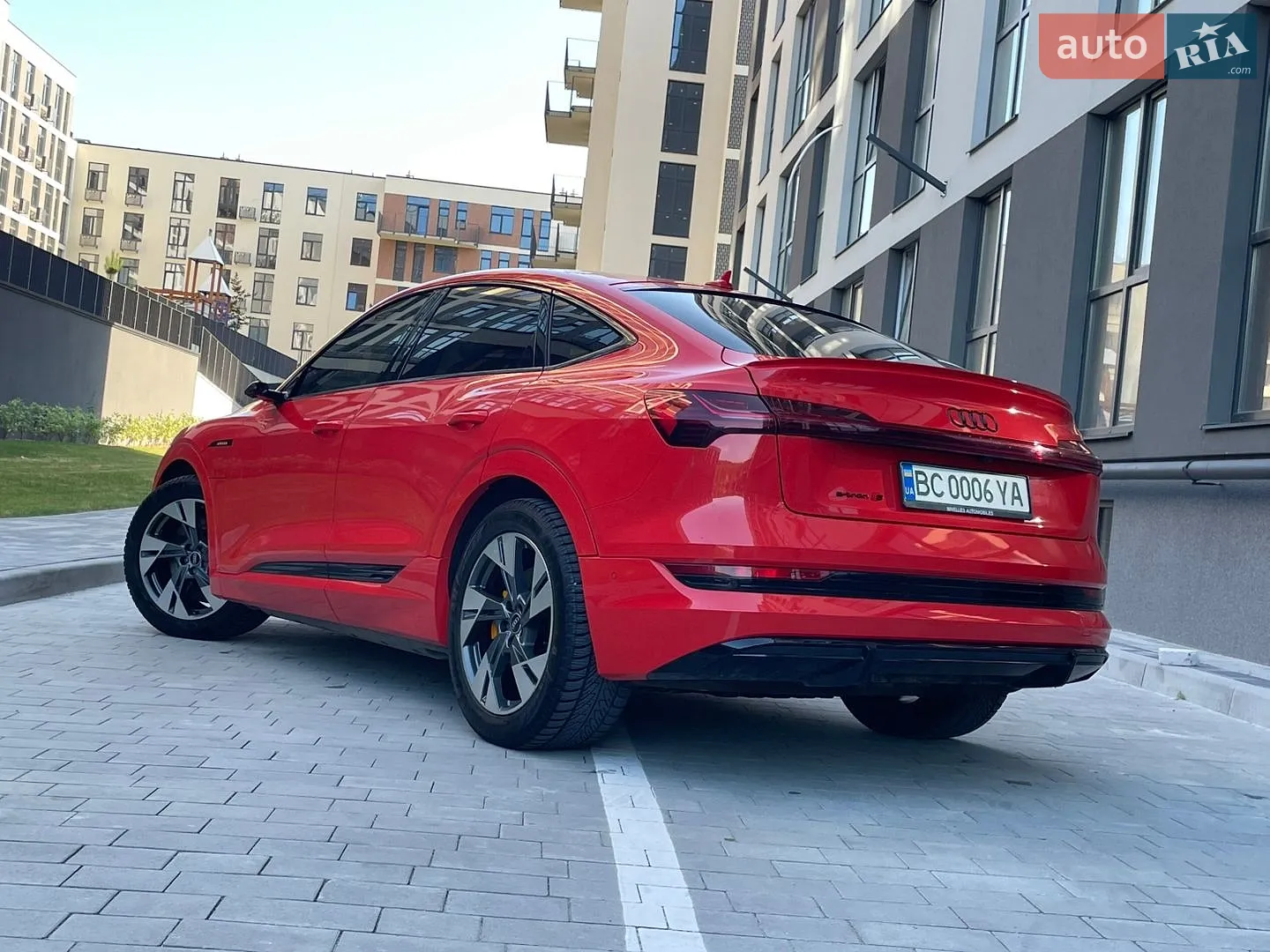 2020 Audi e-tron S Sportback - мініатюра 7