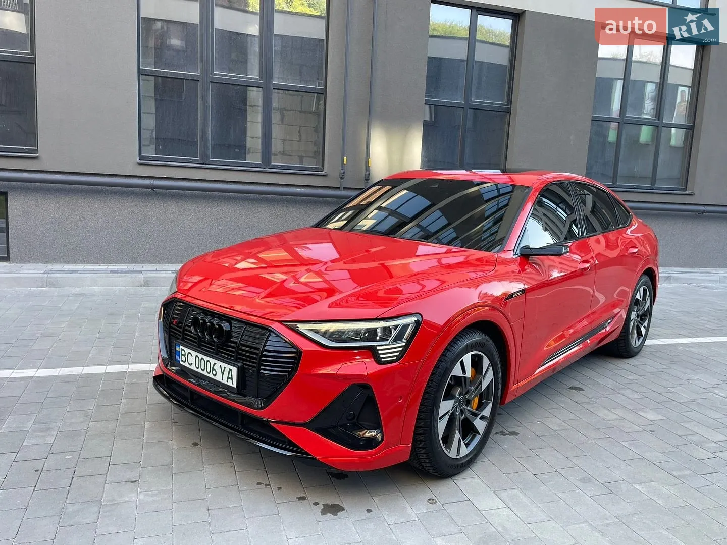 2020 Audi e-tron S Sportback - мініатюра 18