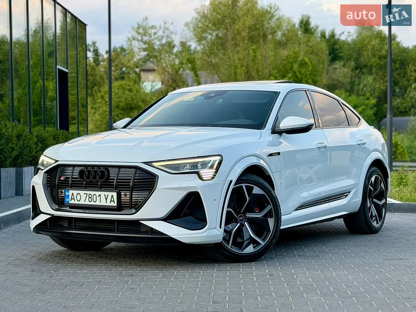 2021 Audi e-tron S Sportback - мініатюра 4