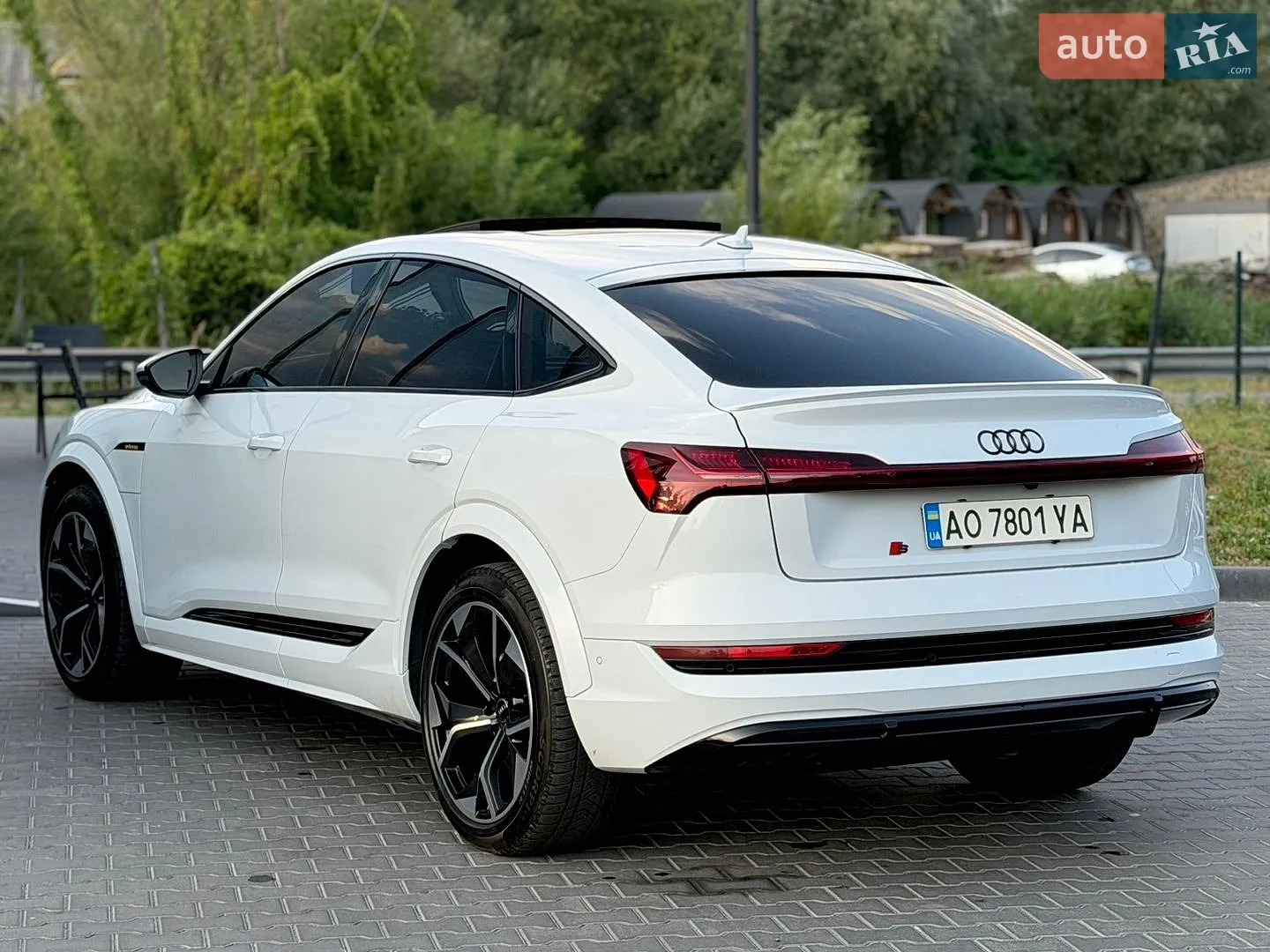 2021 Audi e-tron S Sportback - мініатюра 47