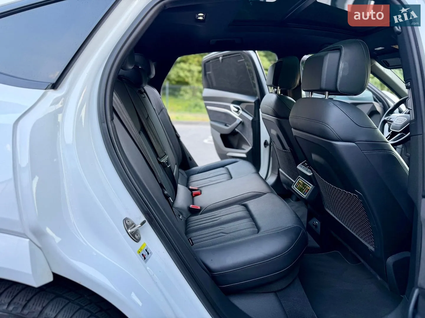 2021 Audi e-tron S Sportback - мініатюра 80
