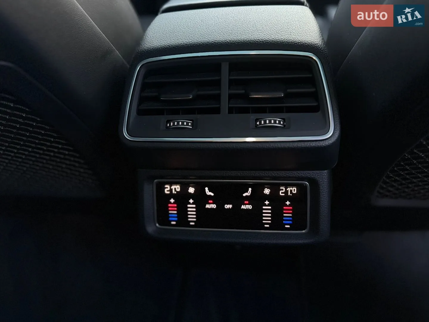 2021 Audi e-tron S Sportback - мініатюра 95