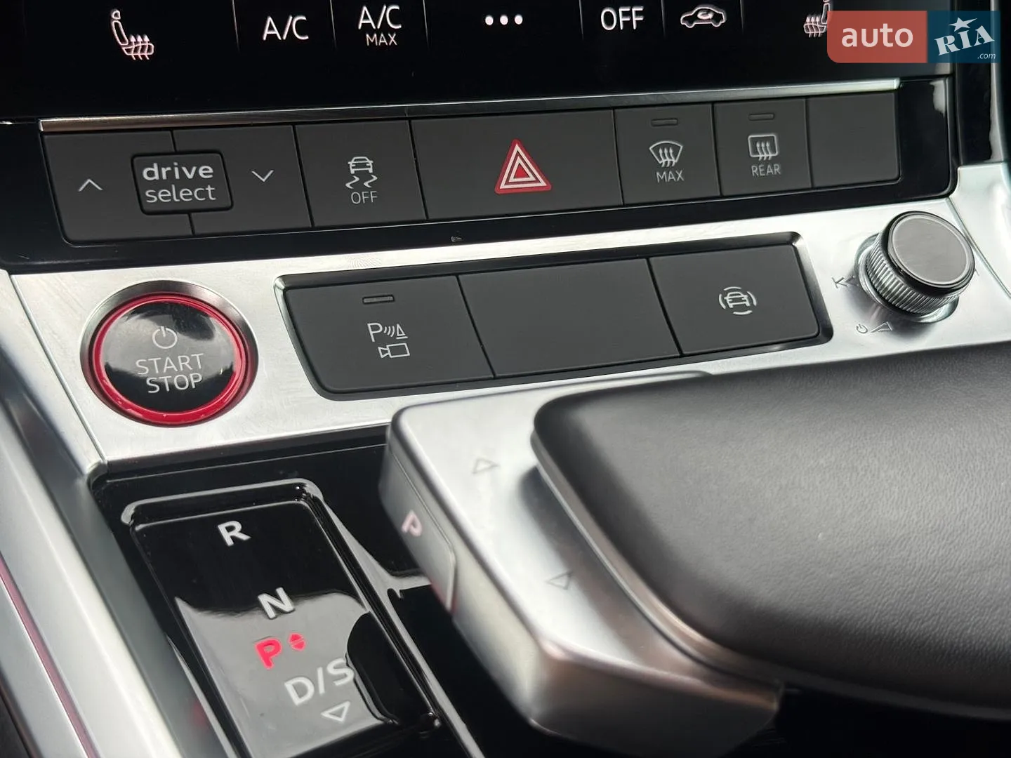 2022 Audi e-tron S Sportback - мініатюра 61