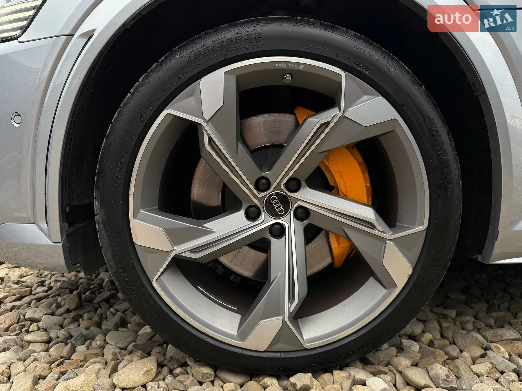 2022 Audi e-tron S Sportback - мініатюра 37