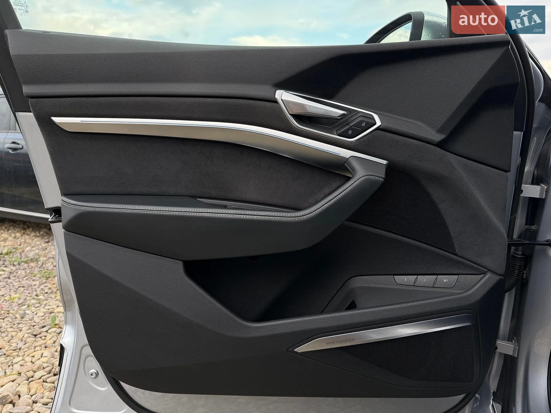2022 Audi e-tron S Sportback - мініатюра 41