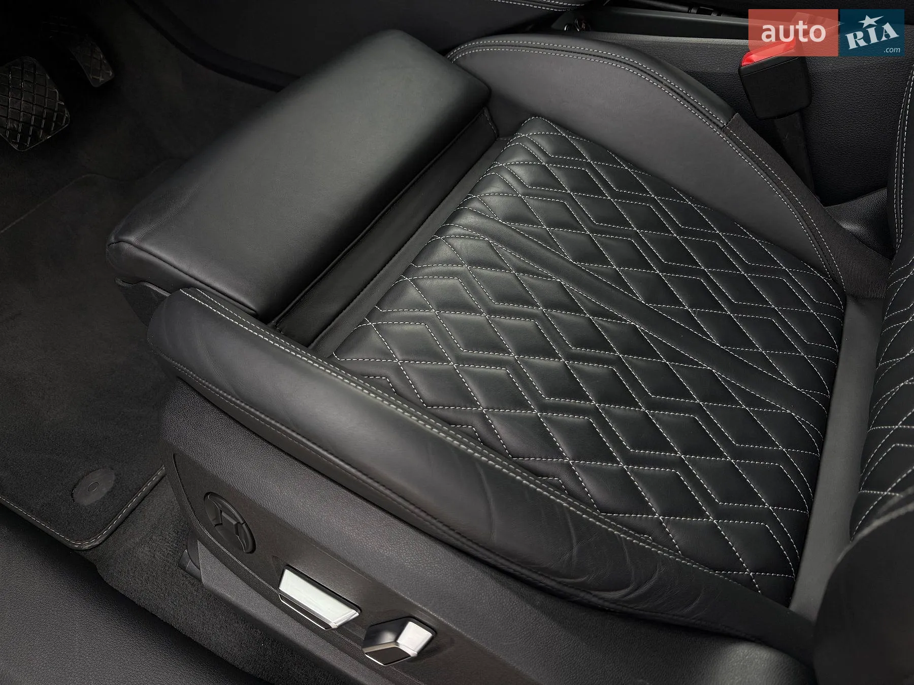 2022 Audi e-tron S Sportback - мініатюра 56