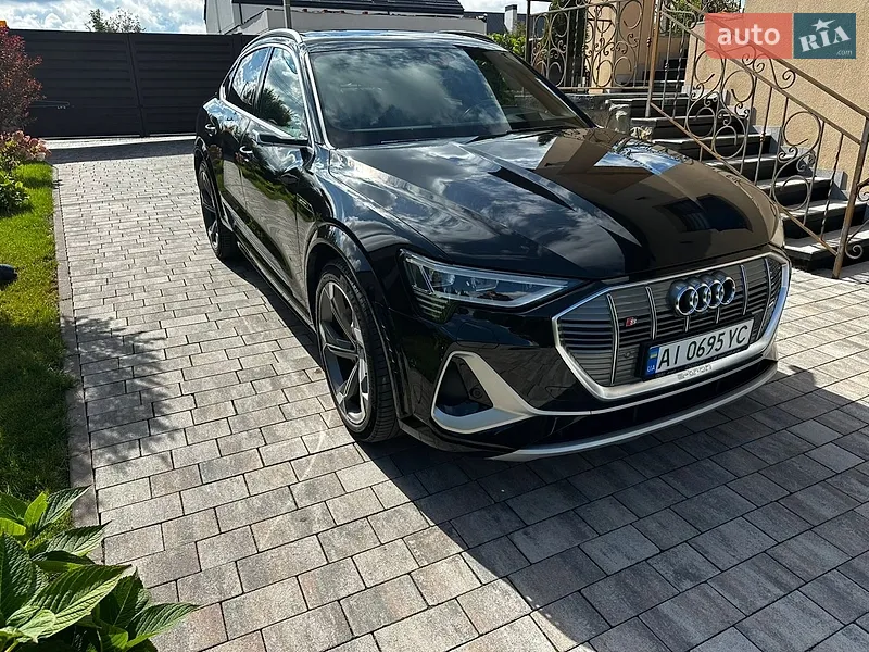 Audi e-tron S Sportback 2021