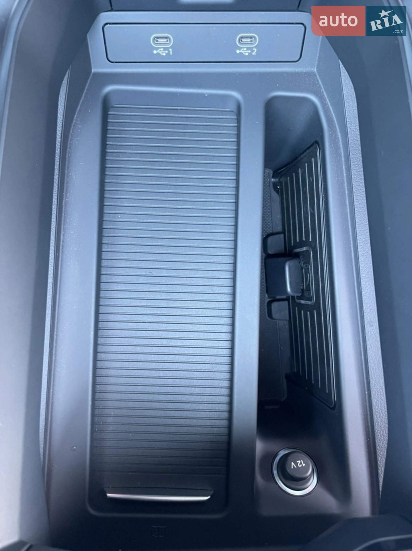 2021 Audi e-tron S - мініатюра 49