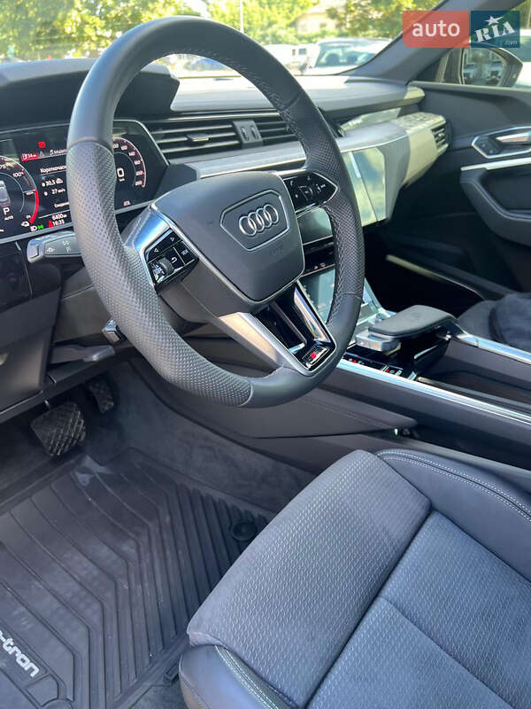 Позашляховик / Кросовер Audi e-tron S 2023 в Харкові фото 32 Позашляховик / Кросовер Audi e-tron S 2023 в Харкові