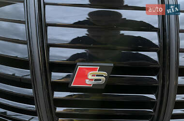 Внедорожник / Кроссовер Audi e-tron S 2020 в 