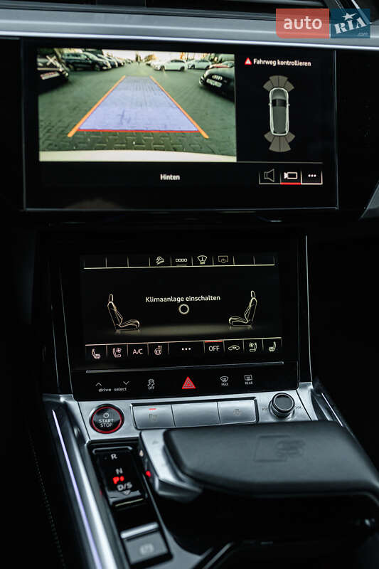 Позашляховик / Кросовер Audi e-tron S 2021 в Львові