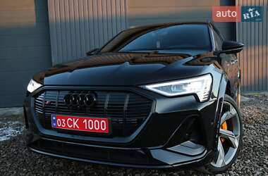 Позашляховик / Кросовер Audi e-tron S 2022 в Трускавці