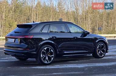 Позашляховик / Кросовер Audi e-tron S 2021 в Ковелі