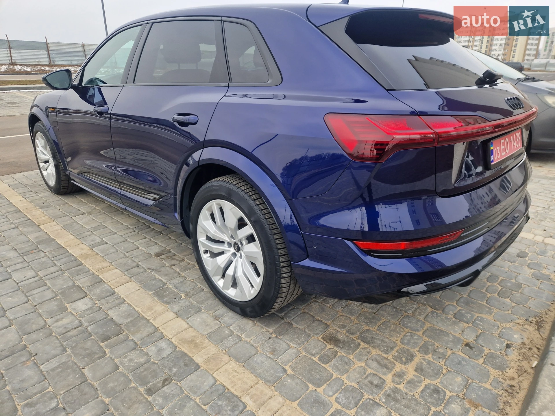 2022 Audi e-tron S - мініатюра 5