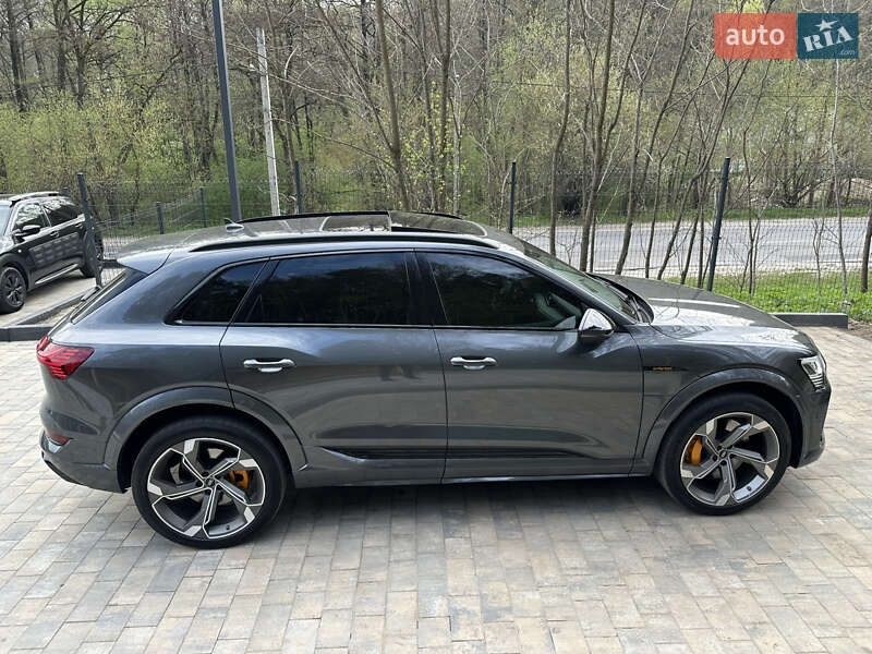 Внедорожник / Кроссовер Audi e-tron S 2022 в Львове