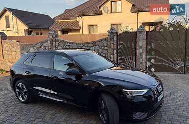Внедорожник / Кроссовер Audi e-tron S 2021 в 