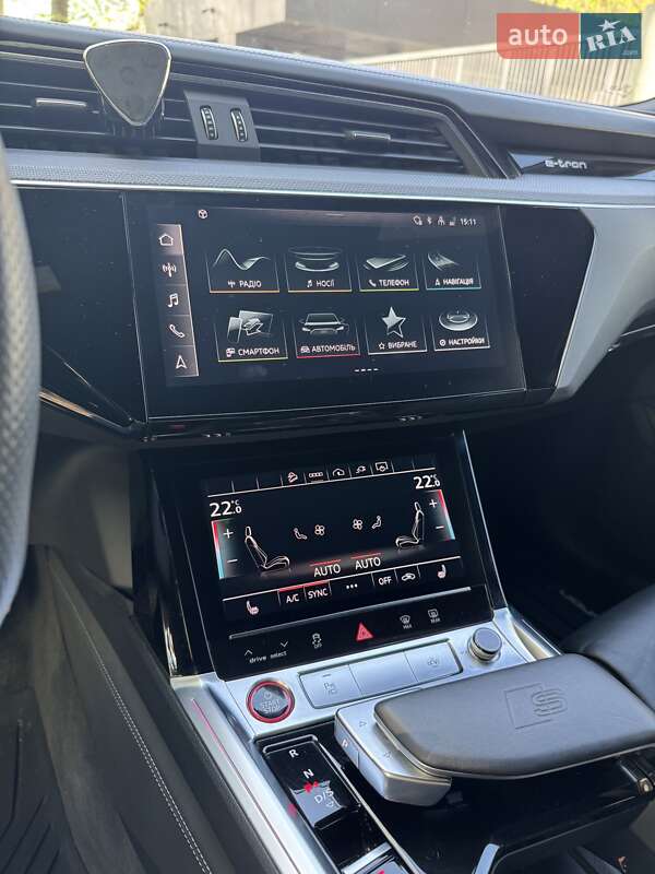 Позашляховик / Кросовер Audi e-tron S 2022 в Львові