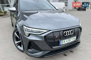 Внедорожник / Кроссовер Audi e-tron S 2020 в 