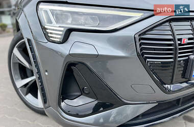 Внедорожник / Кроссовер Audi e-tron S 2020 в 