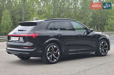 Внедорожник / Кроссовер Audi e-tron S 2021 в 