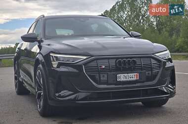 Внедорожник / Кроссовер Audi e-tron S 2021 в 