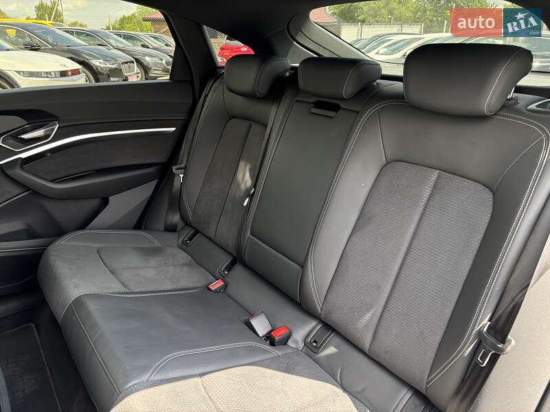Внедорожник / Кроссовер Audi e-tron S 2021 в Львове