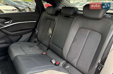 Внедорожник / Кроссовер Audi e-tron S 2021 в 