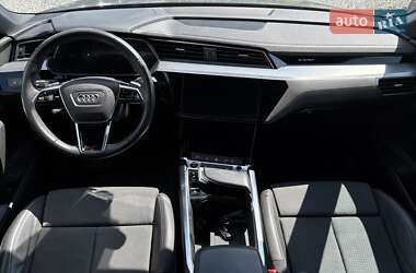Внедорожник / Кроссовер Audi e-tron S 2021 в 