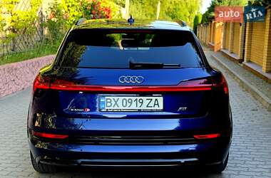 Внедорожник / Кроссовер Audi e-tron S 2020 в 