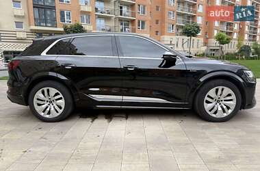 Внедорожник / Кроссовер Audi e-tron S 2021 в 