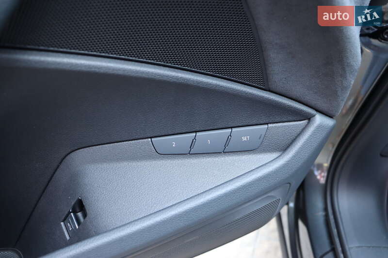 Позашляховик / Кросовер Audi e-tron S 2022 в Львові фото 16 Позашляховик / Кросовер Audi e-tron S 2022 в Львові