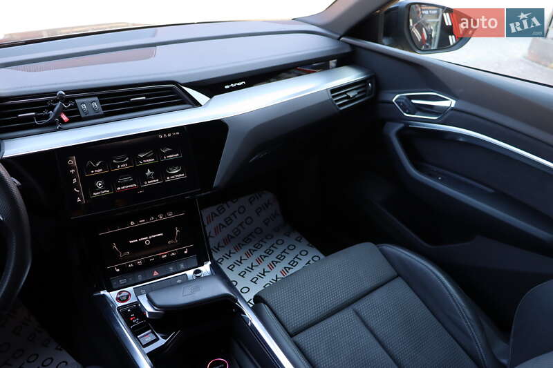Позашляховик / Кросовер Audi e-tron S 2022 в Львові фото 45 Позашляховик / Кросовер Audi e-tron S 2022 в Львові