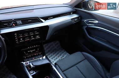 Внедорожник / Кроссовер Audi e-tron S 2022 в 