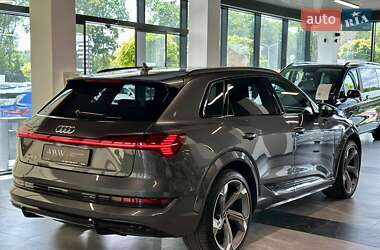 Внедорожник / Кроссовер Audi e-tron S 2021 в 