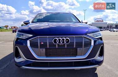 Внедорожник / Кроссовер Audi e-tron S 2022 в 