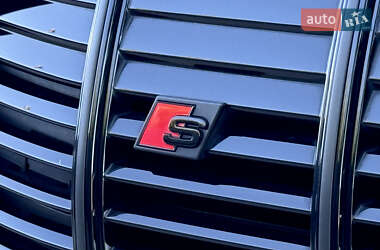 Внедорожник / Кроссовер Audi e-tron S 2022 в 