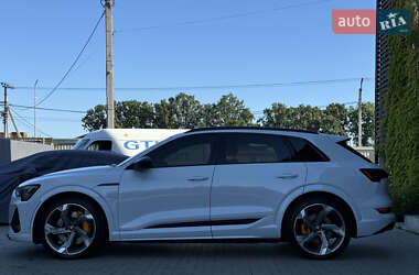 Внедорожник / Кроссовер Audi e-tron S 2022 в 