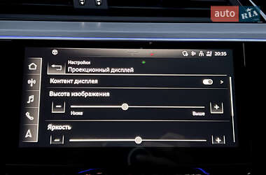 Внедорожник / Кроссовер Audi e-tron S 2022 в 