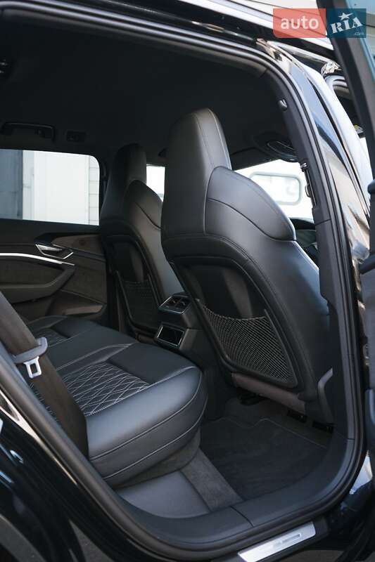 Внедорожник / Кроссовер Audi e-tron S 2022 в Житомире фото 23 Внедорожник / Кроссовер Audi e-tron S 2022 в Житомире