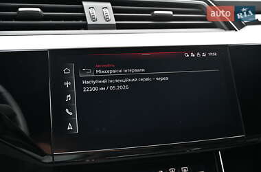 Внедорожник / Кроссовер Audi e-tron S 2022 в 