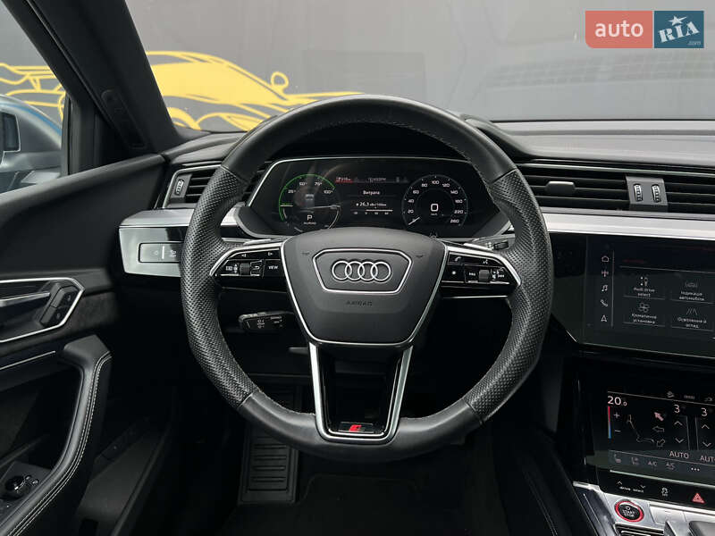 Внедорожник / Кроссовер Audi e-tron S 2021 в Киеве