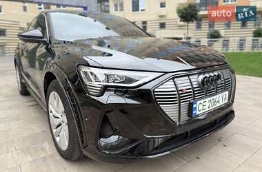 Позашляховик / Кросовер Audi e-tron S 2021 в 