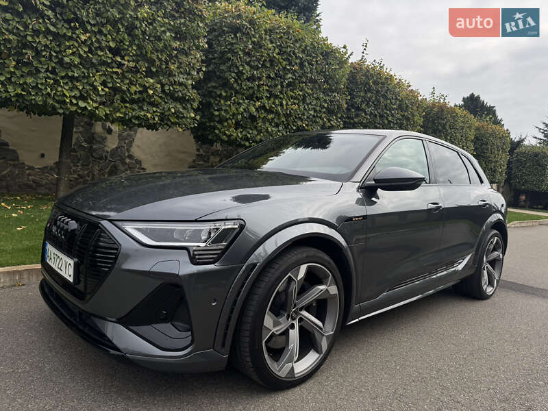 Audi e-tron S 2022
