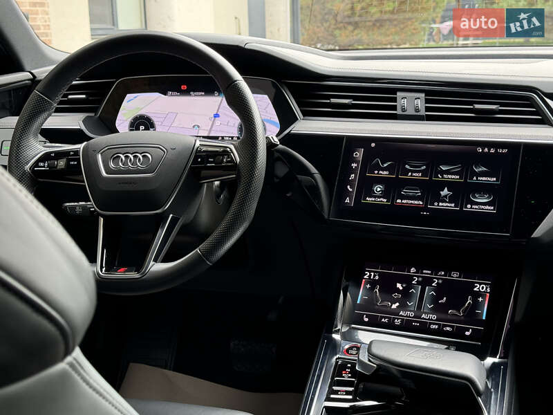 Позашляховик / Кросовер Audi e-tron S 2021 в Києві фото 87 Позашляховик / Кросовер Audi e-tron S 2021 в Києві