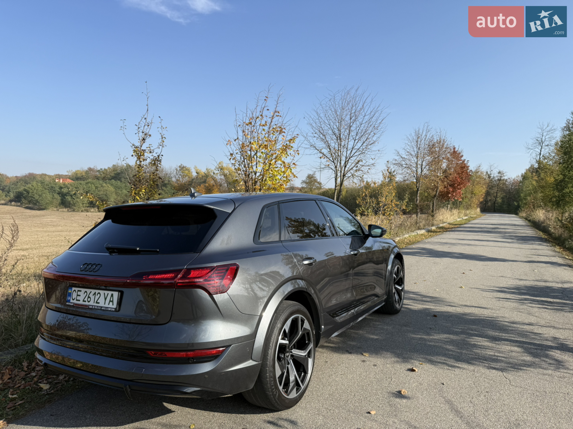 2022 Audi e-tron S - мініатюра 3